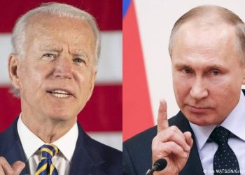 بايدن يحث بوتين على عدم استخدام الأسلحة النووية في أوكرانيا