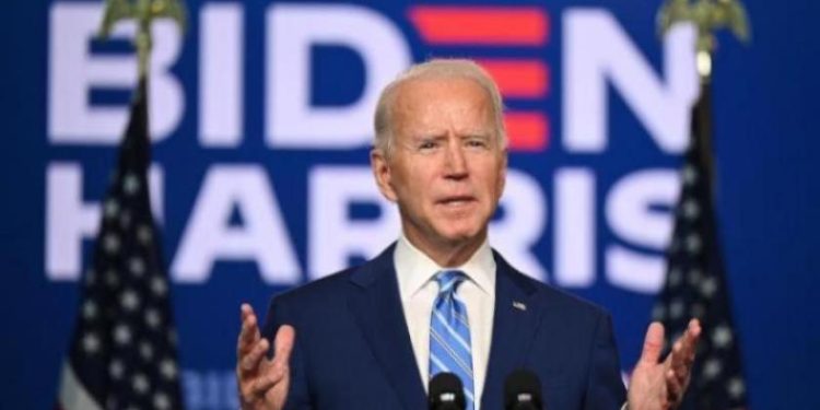 بايدن يعلن 625 مليون دولار مساعدات عسكرية لأوكرانيا تتضمن أنظمة «هايمارس»