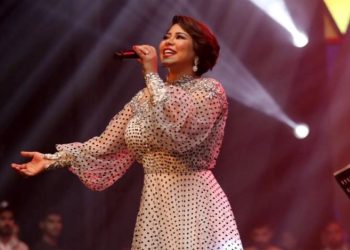 شقيق شيرين عبد الوهاب يحتجزها في مصحة نفسية بعد الاعتداء عليها بالضرب