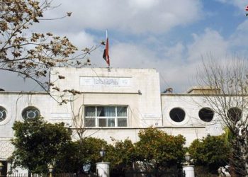 الصحة: 825 إصابة مثبتة بالكوليرا و43 حالة وفاة