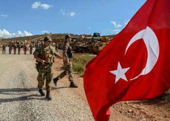 الولايات المتحدة تقدم عرضاً لتركيا لثنيها عن شن عملية برية شمال سوريا