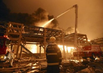 مقتل 36 شخصا في حريق بمصنع بوسط الصين