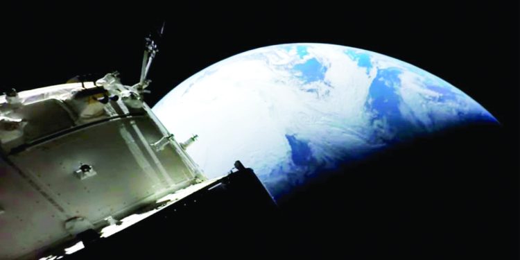 مشاهد مذهلة للأرض من «أوريون»