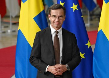 السويد تتولى رئاسة الاتحاد الأوروبي في اختبار لوحدة الدول الأعضاء في مواجهة واشنطن