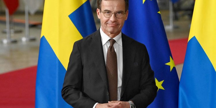 السويد تتولى رئاسة الاتحاد الأوروبي في اختبار لوحدة الدول الأعضاء في مواجهة واشنطن