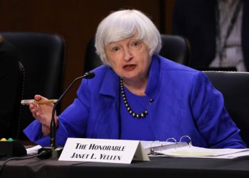 يلين: عجز أمريكا عن سداد ديونها قد يسبب أزمة مالية عالمية