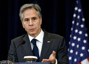 الولايات المتحدة تعلق “مؤقتاً” بعض العقوبات المفروضة على سوريا