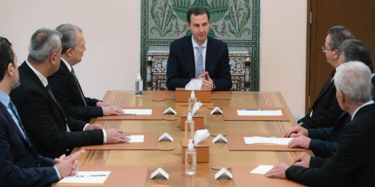 الرئيس الأسد: تغيير الأشخاص ليس هدفاً بل وسيلة لرفع أداء العمل