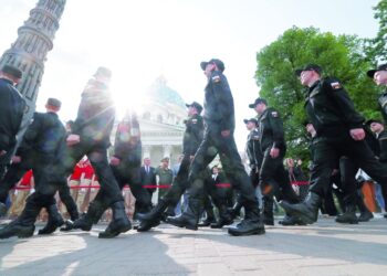 موسكو تحذر من خطر «النهاية النووية للعالم»