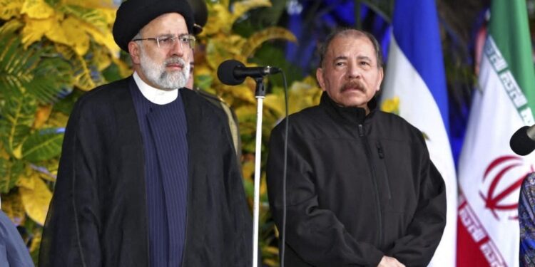 ضمن محطته الثانية في جولته الأميركية اللاتينية.. رئيسي في نيكاراغوا