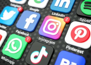 دراسة: تقليل استخدام منصات التواصل يعالج من الاكتئاب