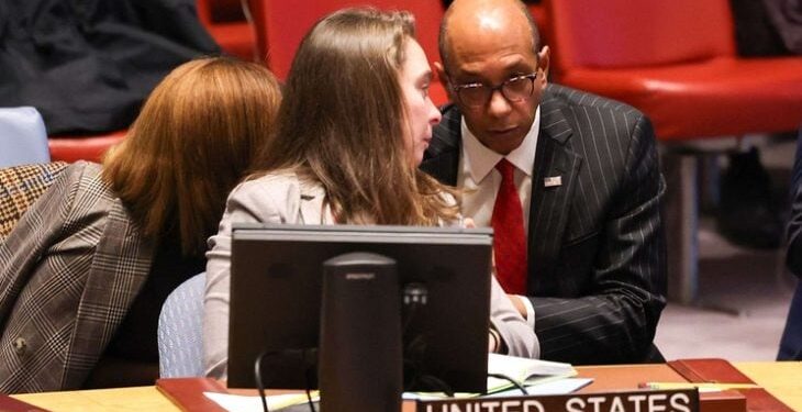 الغارديان:  تأجيل التصويت على مشروع قرار بمجلس الأمن الدولي بشأن غزة والسبب خلافات داخل الإدارة الأمريكية 