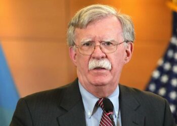 بولتون يوجه نصيحة لإسرائيل بالرد “بشكل حاسم” على إيران