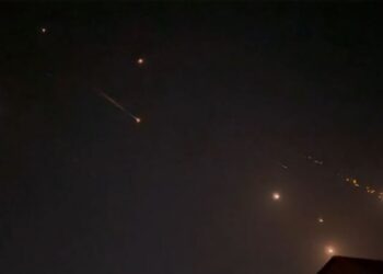 برشلونة يحقّق فوزاً صعباً على قادش