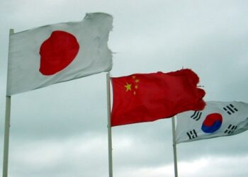 قمّة صينية – يابانية – كورية جنوبية