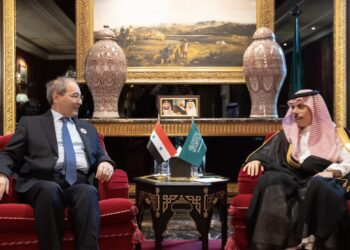 د . المقداد يلتقي نظيره السعودي على هامش اجتماع وزراء الخارجية العرب التحضيري للقمة العربية في البحرين