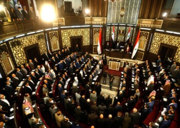 مجلس الشعب يقر عدداً من مشروعات القوانين المتعلقة بعمل وزارة الدفاع