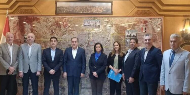 محافظ حلب حسين دياب يلتقي مع المديرة الإقليمية لمنظمة الصحة العالمية الدكتورة حنان بلخي