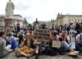 هل تحقق احتجاجات الطلاب ما عجزت عنه المنظمات الدولية؟