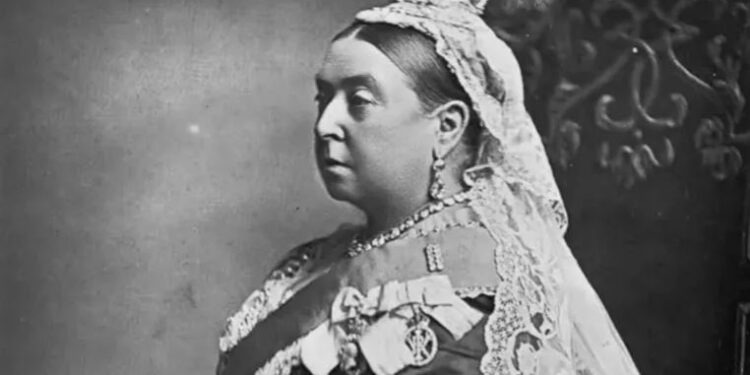 تايم: كيف أصبحت الملكة فيكتوريا أكبر تاجر مخدرات في العالم؟