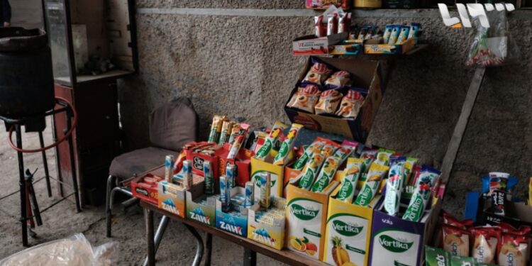 “سجّلها عالحساب”.. كيف أصبح الدَّين اقتصاد الحياة اليومية في سوريا؟